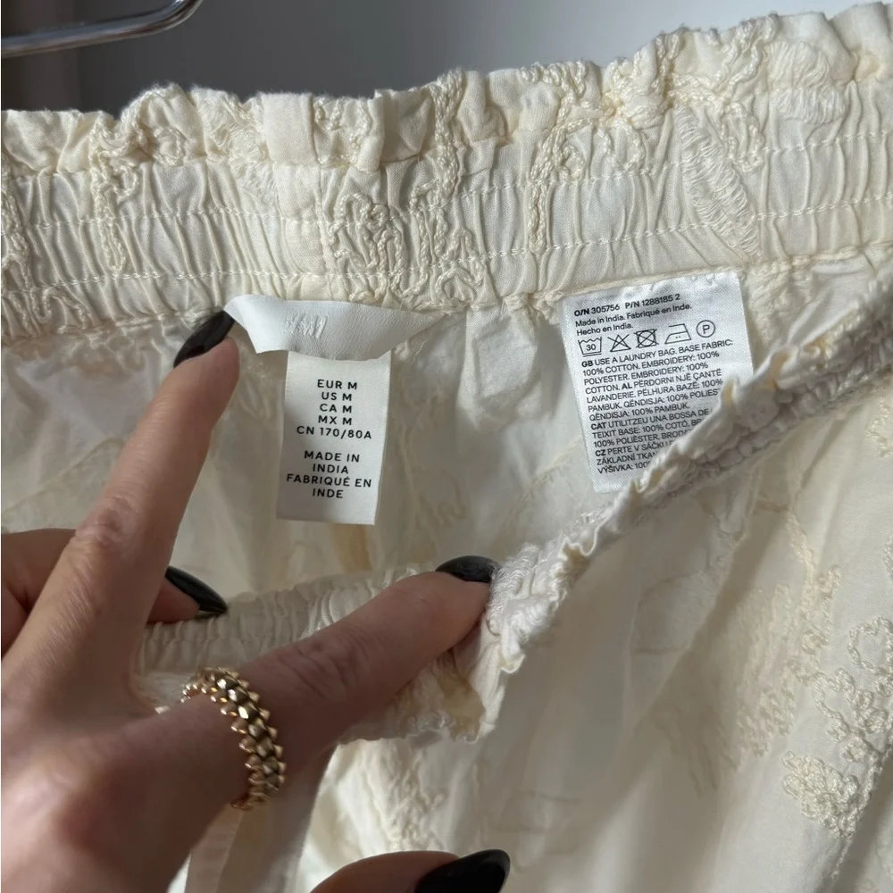 H&M Embroidered Drawstring Pants, Cream, Size M - Picture 2 of 7